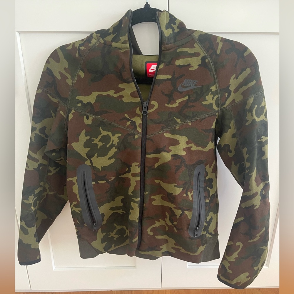 Boys Nike Fleece Tech Green and Brown Camo Hoodie